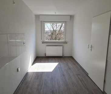 Hier wird komplett saniert - schicke Familienwohnung in Brackel - Photo 1