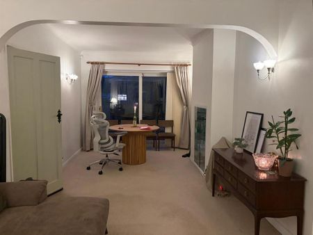 4 bedroom semi-detached house to rent - Photo 2