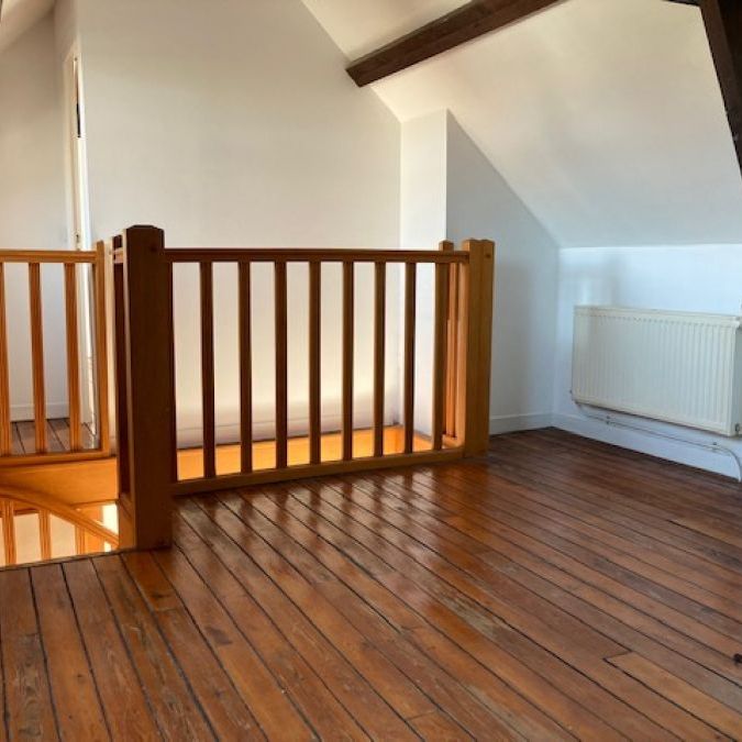 GRAND DUPLEX ATYPIQUE EN CENTRE VILLE - Photo 1