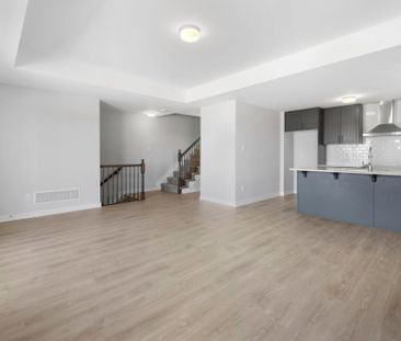 For Lease - 622 Parnian Private, Barrhaven, Ontario - Photo 3