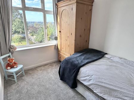 3 bedroom detached house to rent - Photo 5