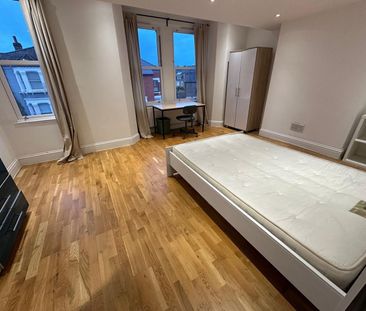 Room in a Shared House, Athenlay Road, SE15 - Photo 3