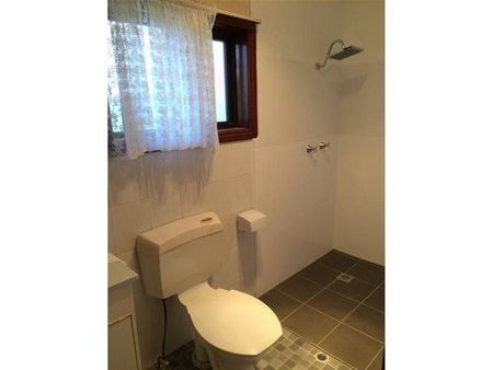 2 Endeavour Road, 2198, Georges Hall Nsw - Photo 5