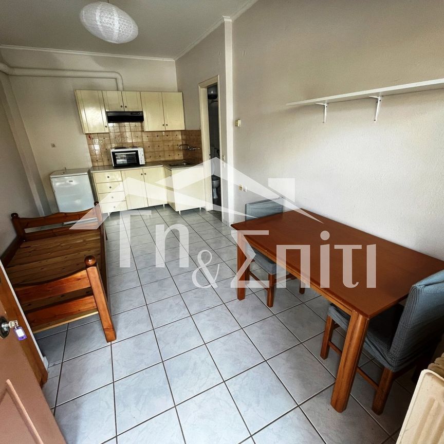 Γκαρσονιέρα προς ενοικίαση 230 € - Φωτογραφία 1