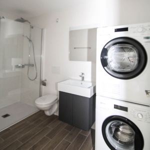 Very nice 3.5-room apartment on the ground floor with terrace - Photo 2