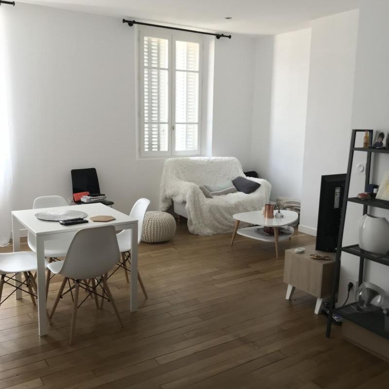 Location Appartement 2 pièces 54m² ORLEANS 45000 - Photo 1