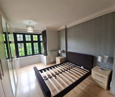 Greystoke Lodge, Hanger Lane, London W5 - Photo 3