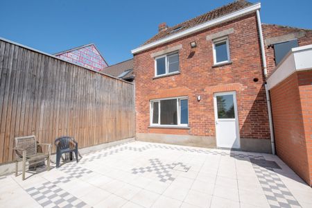 Volledig instapklare woning met 2 slaapkamers en ruime tuin in Zulte - Photo 2