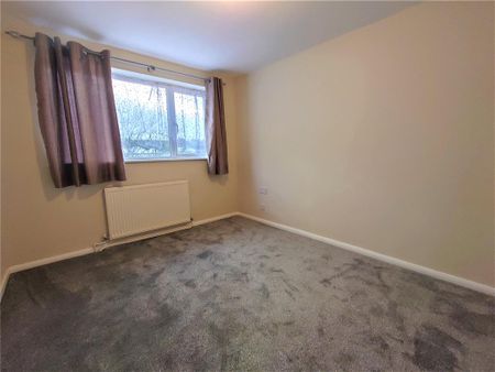 4 bedroom terraced house to rent - Photo 4