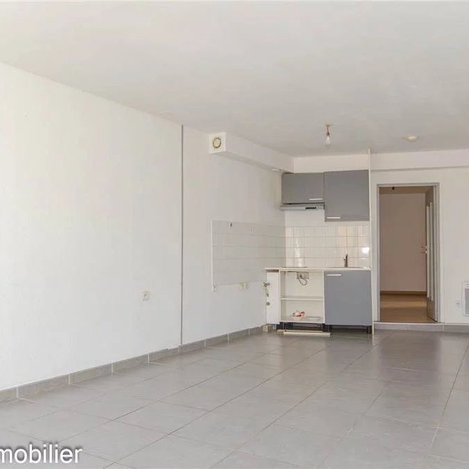 Location Appartement 2 pièces 39m² ST MARCELLIN 38160 - Photo 1