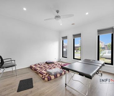 54 Capricornus Cres, Tarneit, Vic 3029 - Photo 2