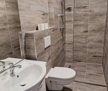 Pronájem bytu 1+kk a garsoniéry 37 m² - Photo 4