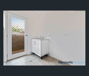 The Perfect Blend of Style, Comfort & Location - Photo 6