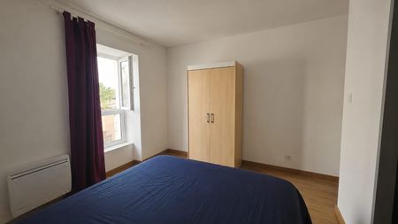 Location Appartement 2 pièces 29m² NEUVILLE DE POITOU 86170 - Photo 3