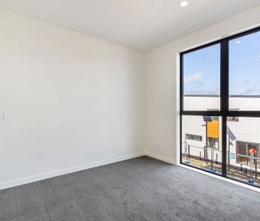 Beautiful 3 Bedroom Hoiuse in Totara Park - Photo 6