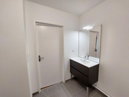 location Appartement T2 DE 40.36m² À FLEURY LES AUBRAIS - Photo 5
