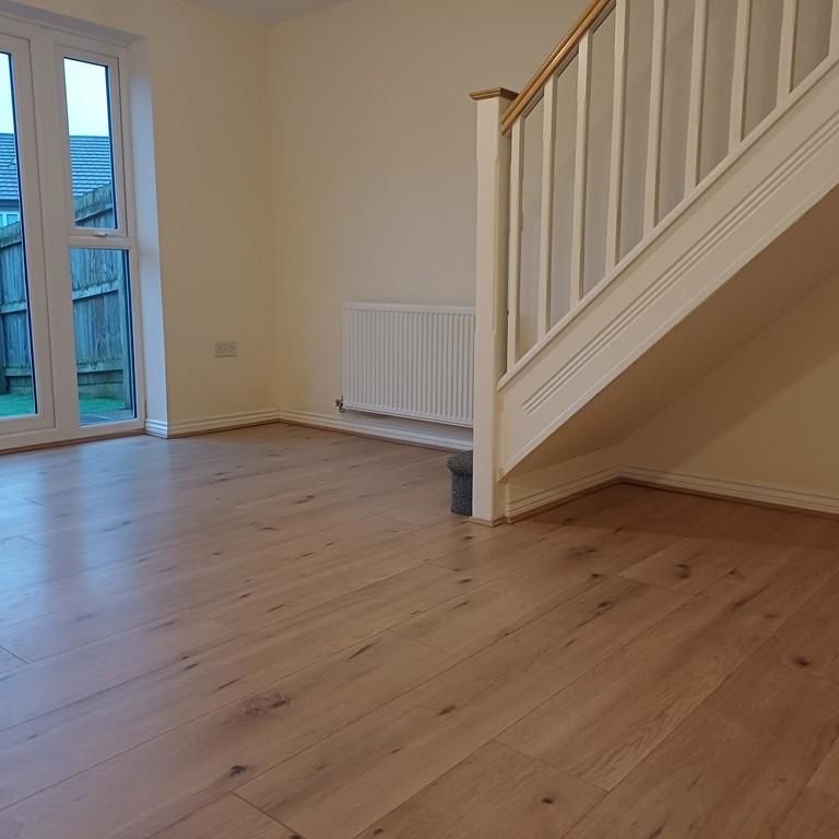 2 bedroom semi-detached house to rent - Photo 1