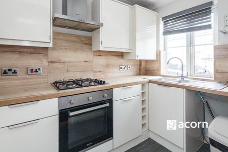 Terraced House to rent - Cypress Gardens, Brockley, SE4 - Photo 2
