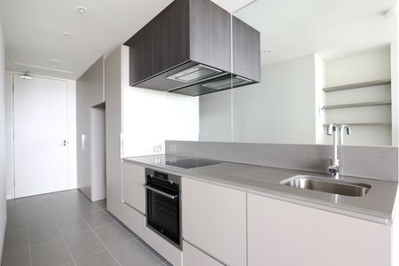 706/72 Wests Road, Maribyrnong VIC 3032 - Photo 2