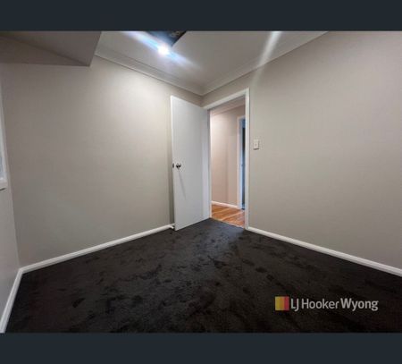 2/37 Wyoming Road, Wyoming, NSW 2250 - Photo 3