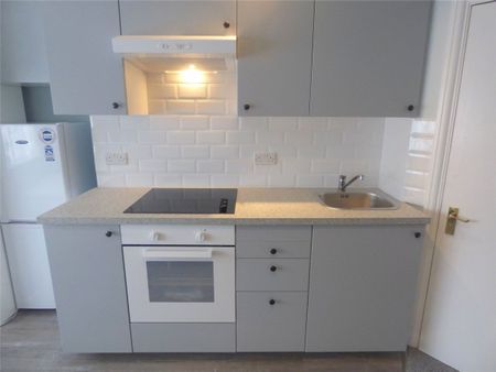 Woodland Way, NW7, London - Photo 2