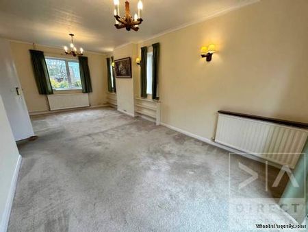 3 bedroom property to rent in Ashtead - Photo 4