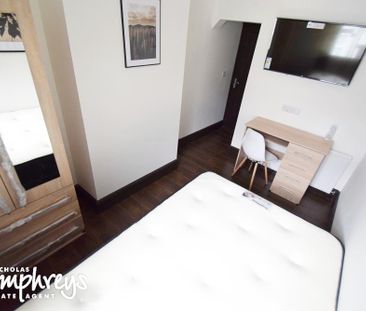 5 bedroom terraced house to rent - Photo 2