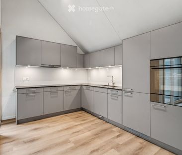 Erstvermietung: Exklusive 3.5-Zi-Dachwohnung mit Galerie & einzigar... - Foto 3