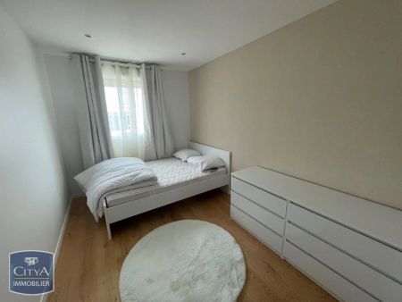 Appartement à louer 3 pièces 67.8m² - Photo 3