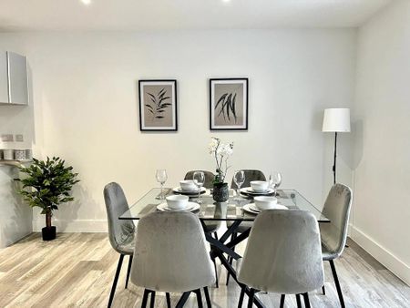 3 bedroom townhouse to rent - Photo 4