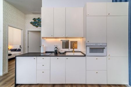 Piso de alquiler en Avenida del Puerto Deportivo, S/n, Puerto Marina - Photo 2