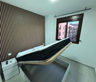 Piso de alquiler en Calle de Pirra, 44, Rejas - Photo 2