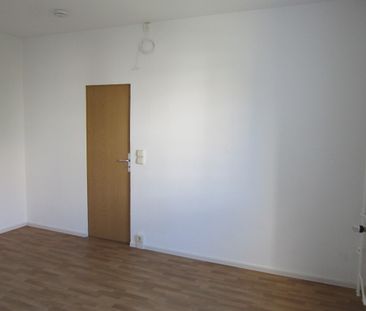 Große 4-Raum-Wohnung mit Balkon - Photo 1