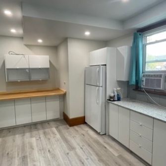 209 Dunlop St W, Unit B Barrie | $1400 per month | Plus Hydro - Photo 1