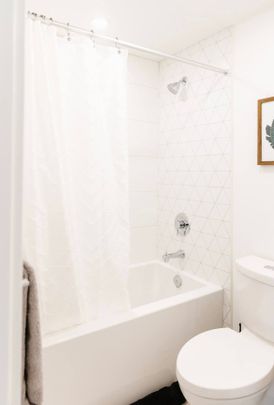 Luxury Penthouse – BERTRAM BUILDING - Photo 1