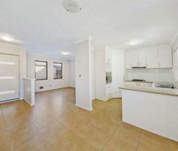 Spacious Townhouse in Westminster 🏡 - Photo 6
