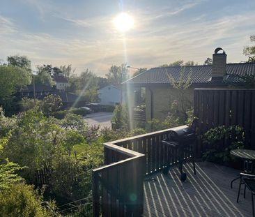 Svartlösavägen, Älvsjö - Photo 2