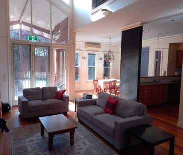 Elwood - Photo 4