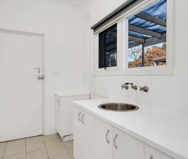 38 St Leonard Crescent, Elizabeth Downs SA 5113 - House For Rent - ... - Photo 1