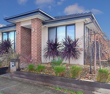 23 Newson Street, Keysborough VIC 3173 - House For Rent | Domain - Photo 6