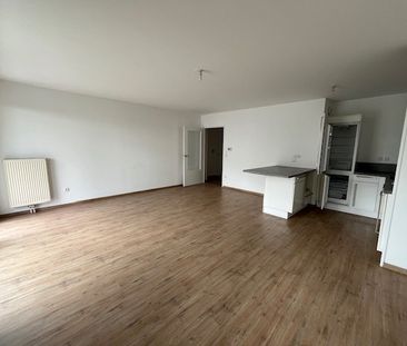 Location Appartement 3 pièces 69m² MARCQ EN BAROEUL 59700 - Photo 2