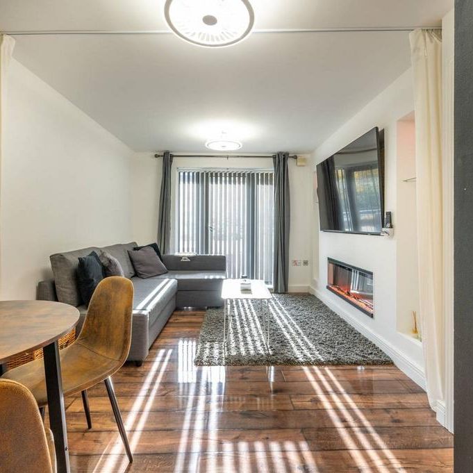 1 bedroom flat to rent - Photo 1