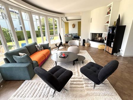 5.5-room luxury apartment with large garden - Photo 2