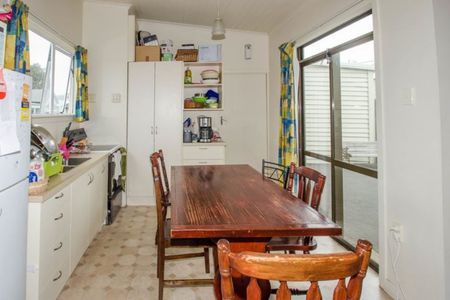 Great 2 Bedroom Flat - Photo 4