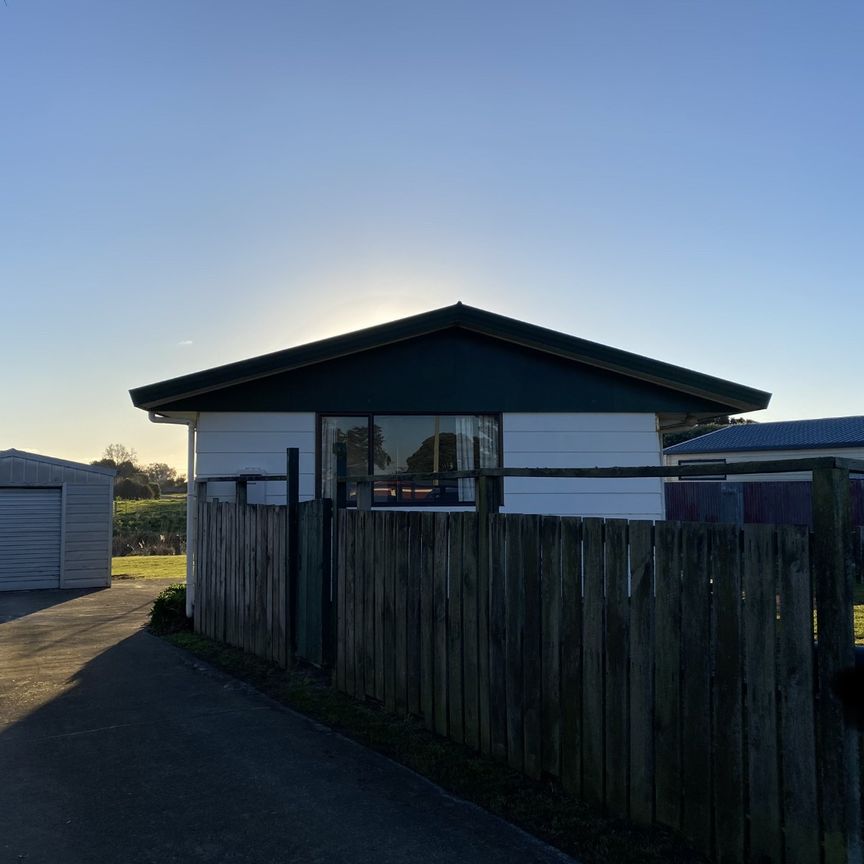 3 Tauranga-A-Ika Street, Manaia - Photo 1