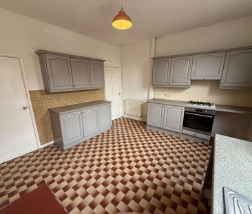 2 bedroom House To Let - Photo 1