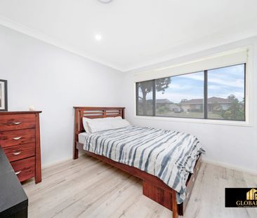 Solid 3-Bedroom Home In The Heart Of Hinchinbrook - Photo 4