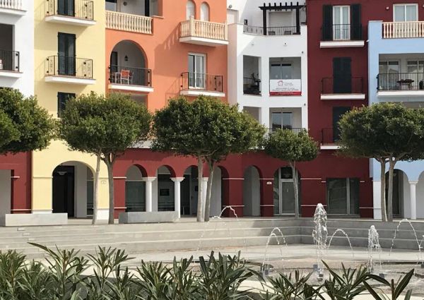 Alquiler de piso en Town Center, 9