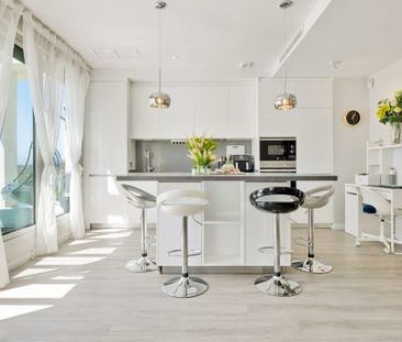 2 bedroom luxury penthouse for rent in Estepona, Spain - Photo 1