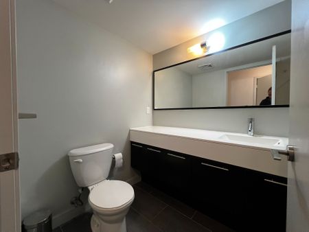 For Lease - 126 Simcoe Street Unit# 407, Toronto, Ontario - Photo 4